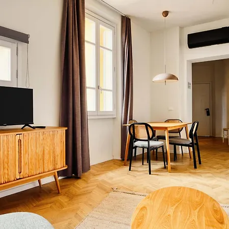 Limehome Via Guelfa Aparthotel 4*