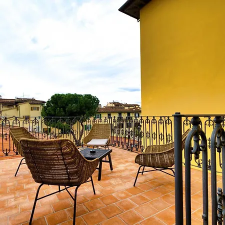Limehome Via Guelfa Aparthotel 4*